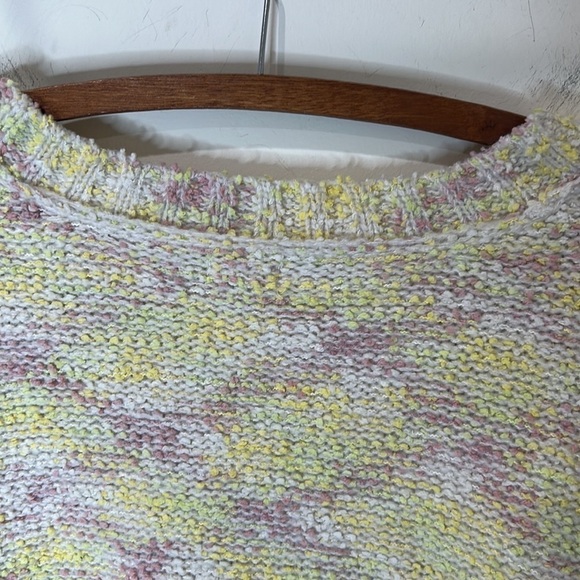 POL Chunky Knit V-Neck Oversized Distressed Sweater Size Large - Picture 15 of 16